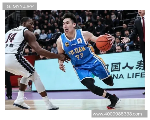 赵泰隆的篮球之路:从青涩少年到职业巨星的成长故事